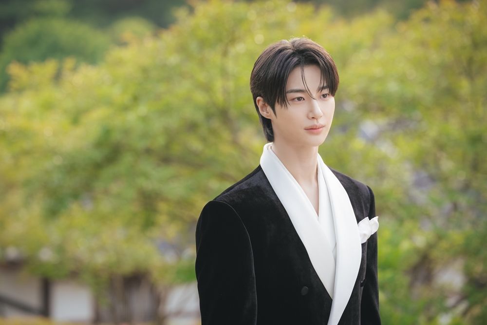 변우석, 언제 돌아오나? '21세기 대군부인'→'나혼렙'으로 귀환! | 하퍼스 바자 코리아