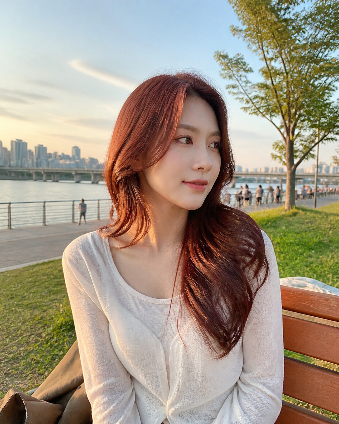 한강공원 노을빛에 어울리는 손질 쉬운 스타일